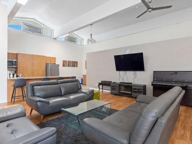 Apartment for rent in Mulhurst Bay, Ontario