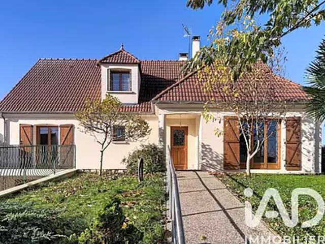 Maison vente à Auxerre, Champlost