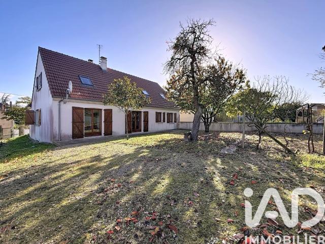 Maison vente à Auxerre, Champlost