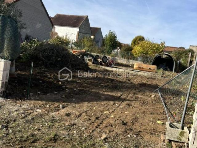 Terrain vente à Auxerre, Champlost