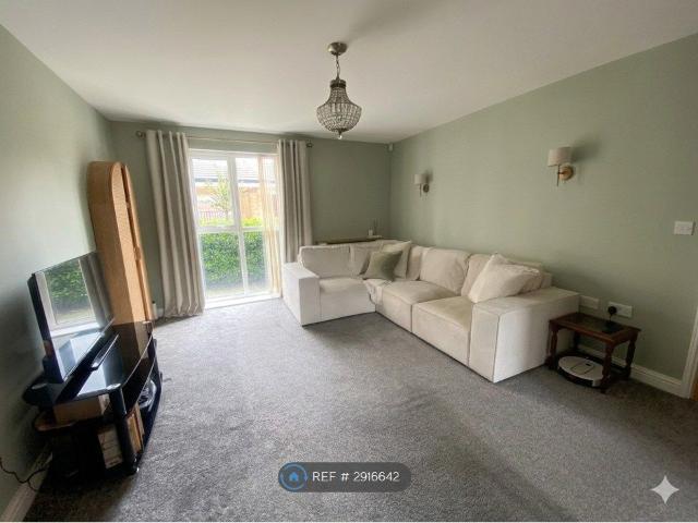 Apartment for rent in Thames View, Greater London
