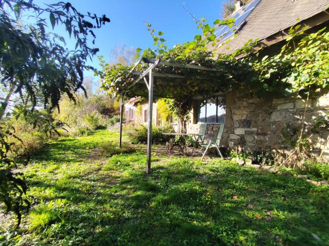 Maison vente à Mauriac, Champs-sur-tarentaine-marchal