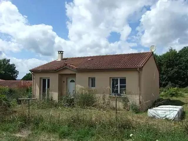 Maison vente à Rochechouart, Champsac