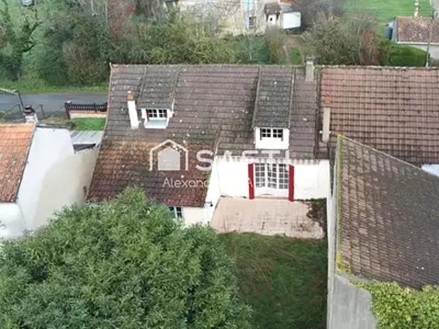 Maison vente à Cosne-Cours-sur-Loire, Champvoux