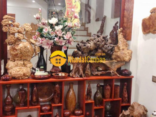 Nhà mặt phố bán