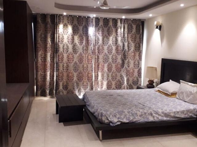 Property for rent in Deri