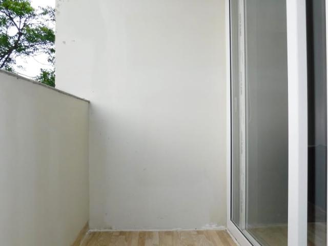 Property for rent in Deri
