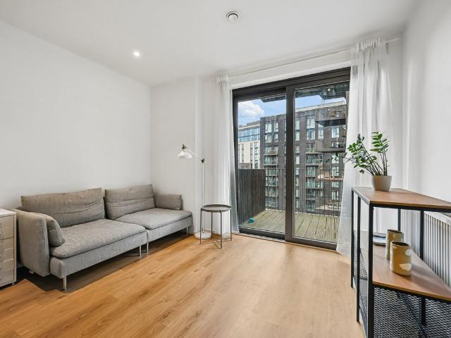 Apartment for rent in Nine Elms, Greater London