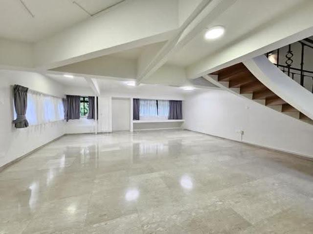 Apartment for rent in Moulmein, Singapore