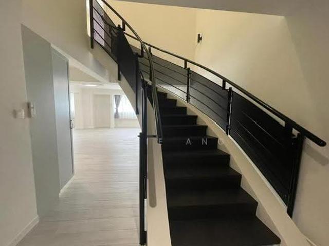 Apartment for rent in Moulmein, Singapore