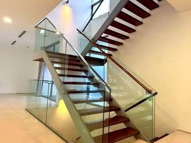 Detached House for rent