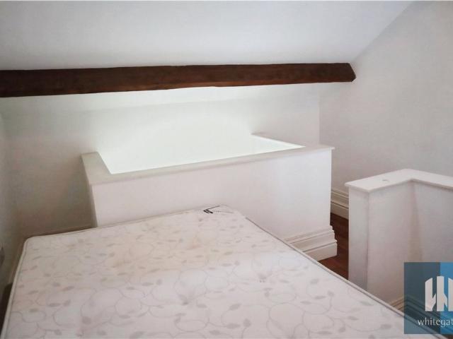 Room for rent in Highfields, Huddersfield
