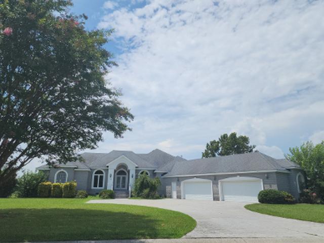 House for sale in Elizabeth City, North Carolina