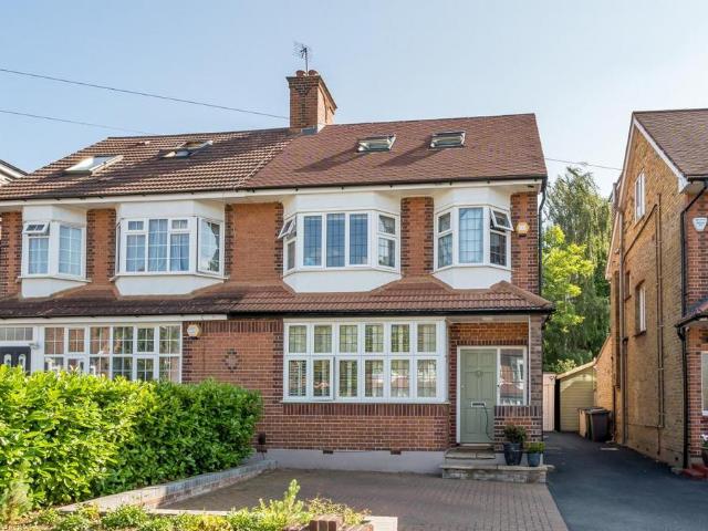 House for rent in London Borough of Barnet, Greater London