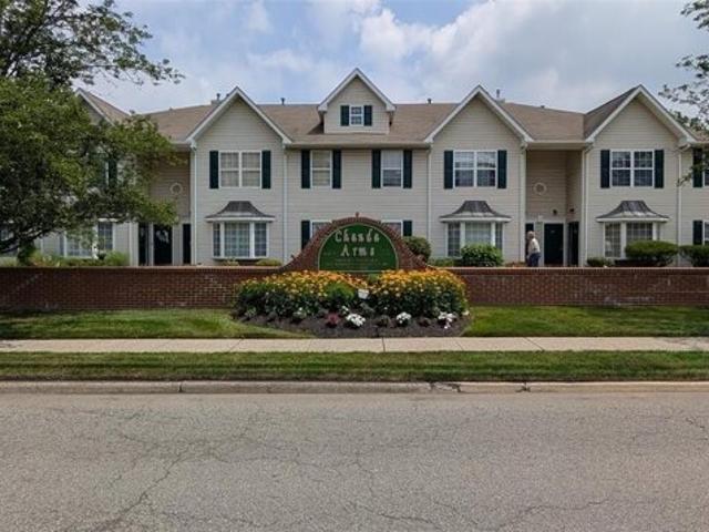 Condo for sale in Clifton