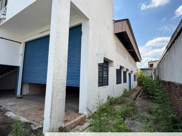 Warehouse for sale in Perak