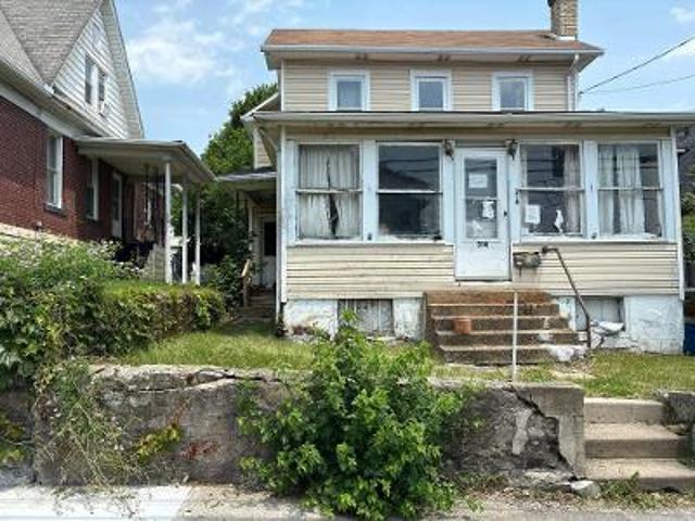 House for sale in Johnstown