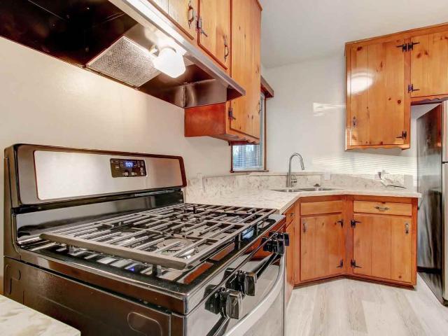 Apartment for rent in North Hollywood Neighborhood Council District, Canoga Park