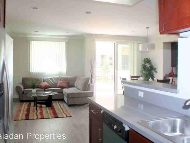 Apartment for rent in North Hollywood Neighborhood Council District, Los Angeles