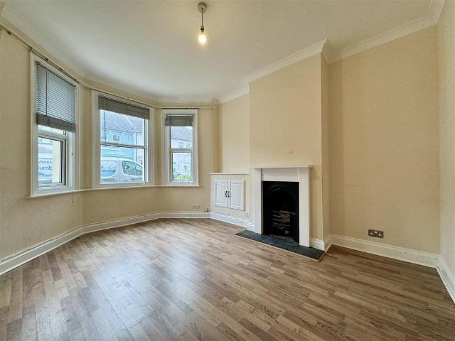 House for rent in Glenleigh Park, Heathlands