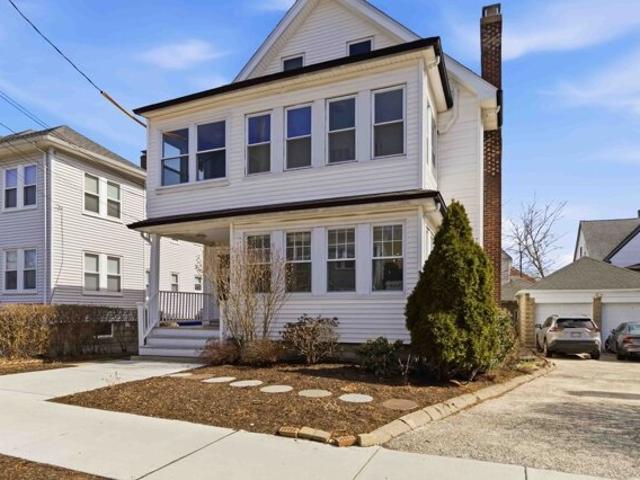 Condo for sale in Arlington, Massachusetts