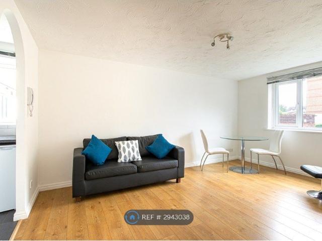 Apartment for rent in Northumberland Heath, Greater London