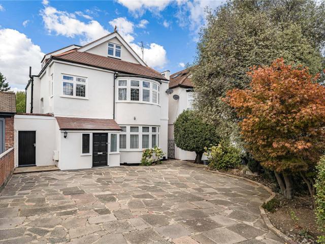 House for rent in Whetstone, Oakleigh Park