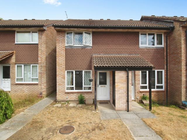 House for rent in Grange Park, Swindon