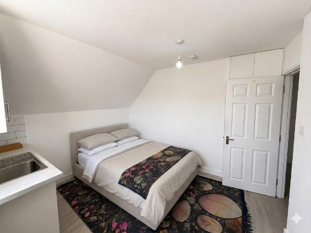 Studio for rent in Greater London