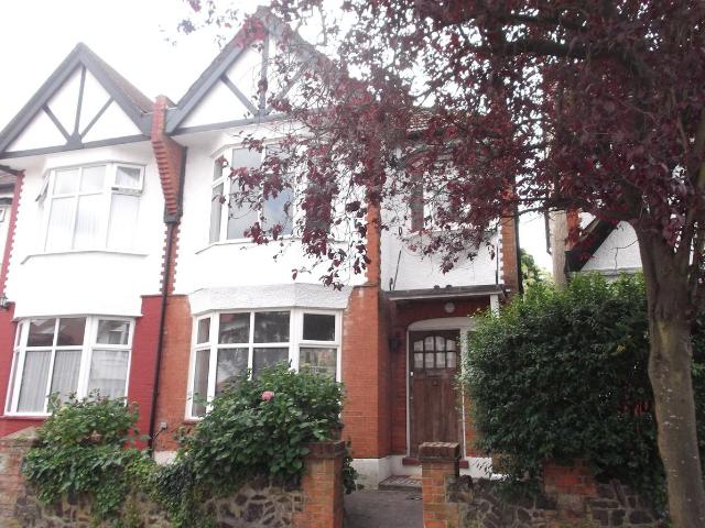 House for rent in Finchley, Greater London