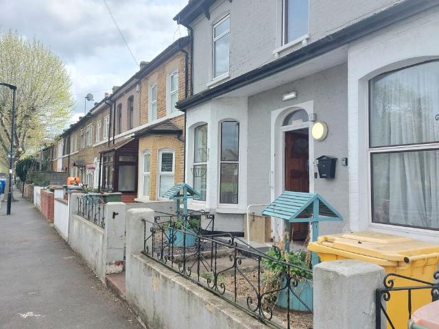 House for rent in Maryland, Greater London