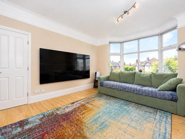 Apartment for rent in Finchley, Greater London