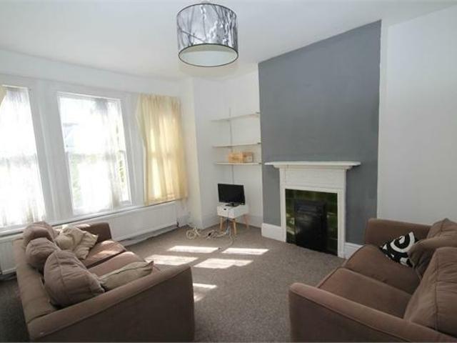 Apartment for rent in Dollis Hill, Greater London