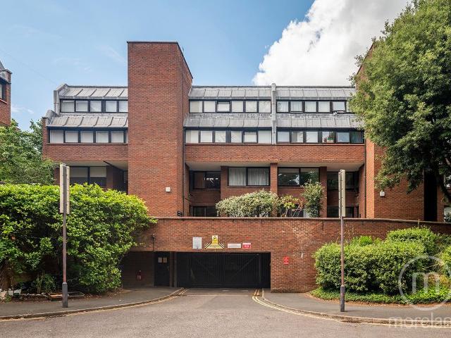 Apartment for rent in Golders Green, Greater London