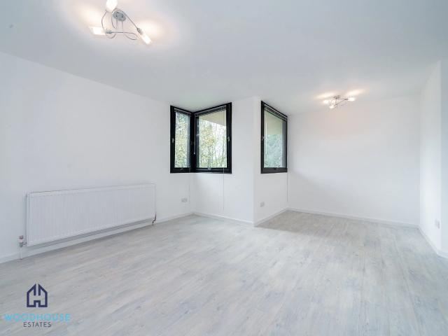 Apartment for rent in Golders Green, Greater London