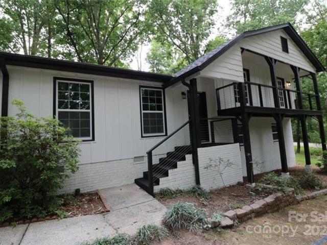 House for sale in Wingate