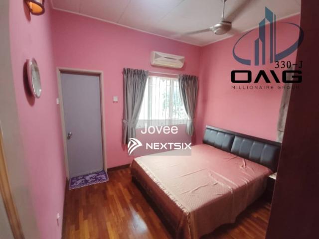 Residential House for sale in Country Heights Damansara, Kuala Lumpur