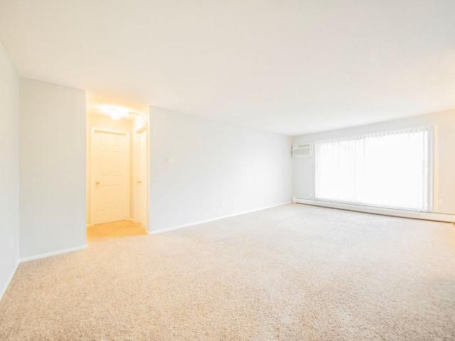 Apartment for rent in Chanhassen, Minnesota