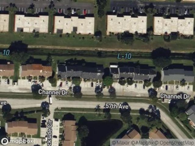 Townhouse for sale in Lake Worth