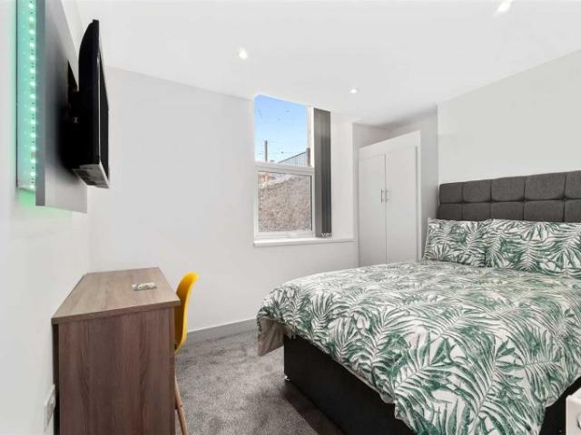 Room for rent in Lipson, Plymouth