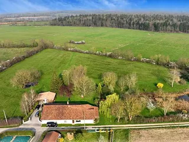 Maison vente à Bourg-en-Bresse, Chanoz-châtenay