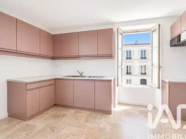 Maison vente à Senlis, Chantilly