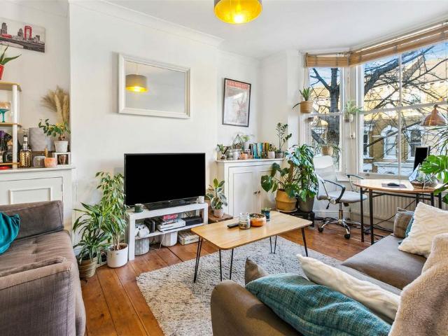 Apartment for rent in Brixton, Greater London
