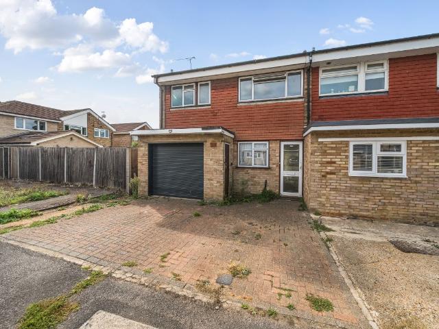 House for rent in London Colney, St Albans
