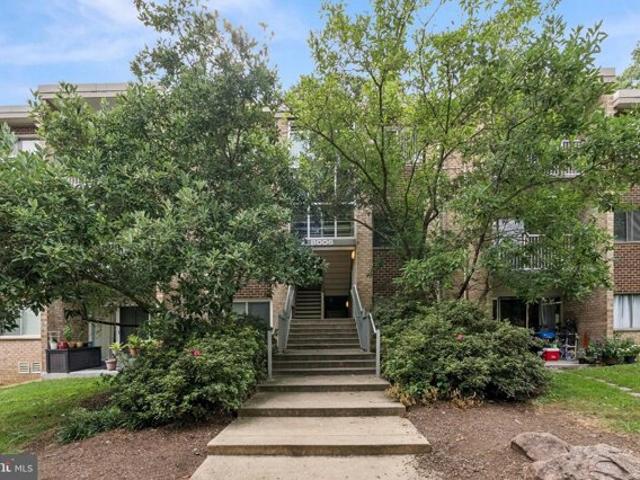 Condo for sale in Falls Church