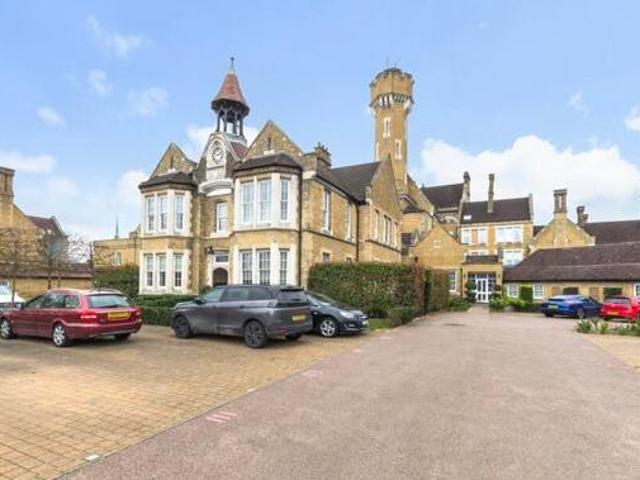House for sale in Stone, Monks Orchard