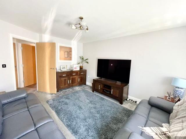 House for rent in Hedge End, Helford