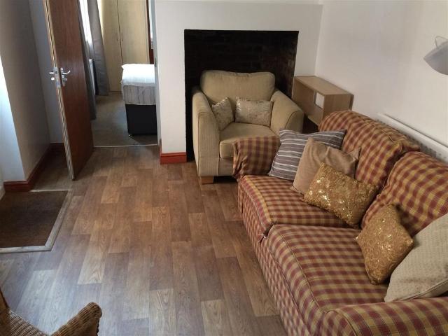 Room for rent in Feckenham, City Of Bristol