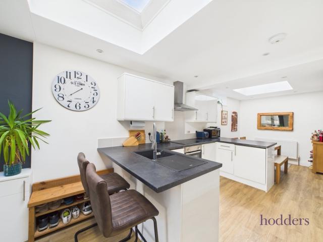 House for rent in Row Town, Surrey