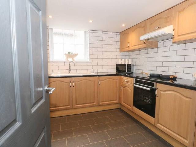 House for rent in London Borough of Hounslow, Greater London